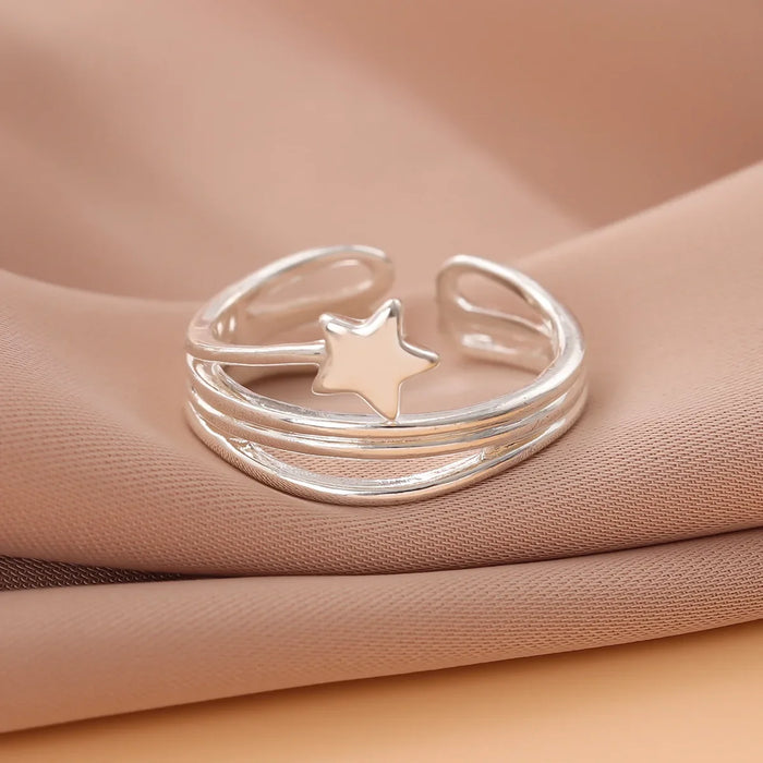 Ring mit feinem Stern-Motiv aus 925er Sterlingsilber