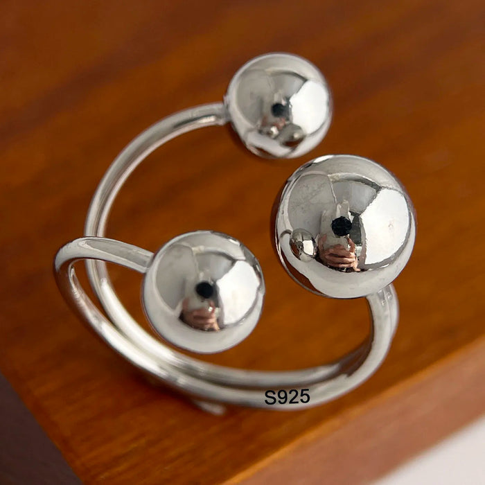 Ring mit drei Kugeln aus 925er Sterlingsilber