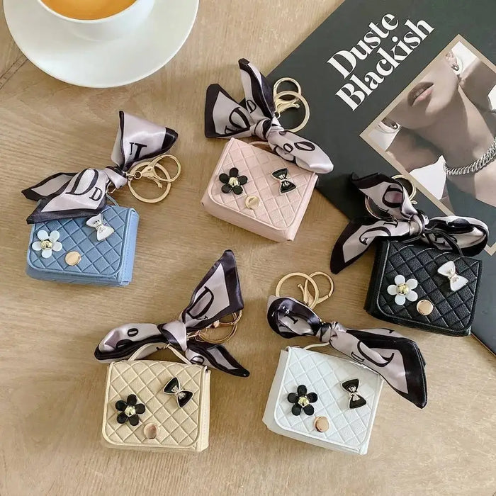 Pendentif élégant, petite pochette de rangement